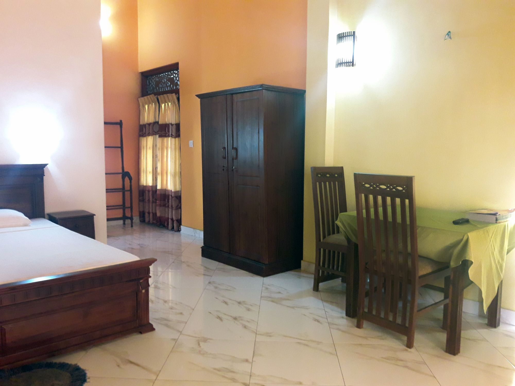 Lagoon Garden Hotel Beruwala Buitenkant foto